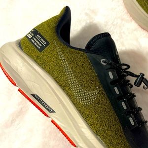 Used like New NIKE Shield